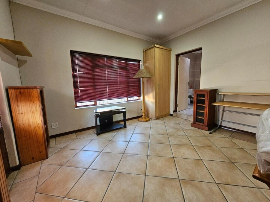 5 Bedroom Property for Sale in Menlo Park Gauteng