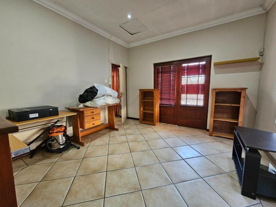 5 Bedroom Property for Sale in Menlo Park Gauteng