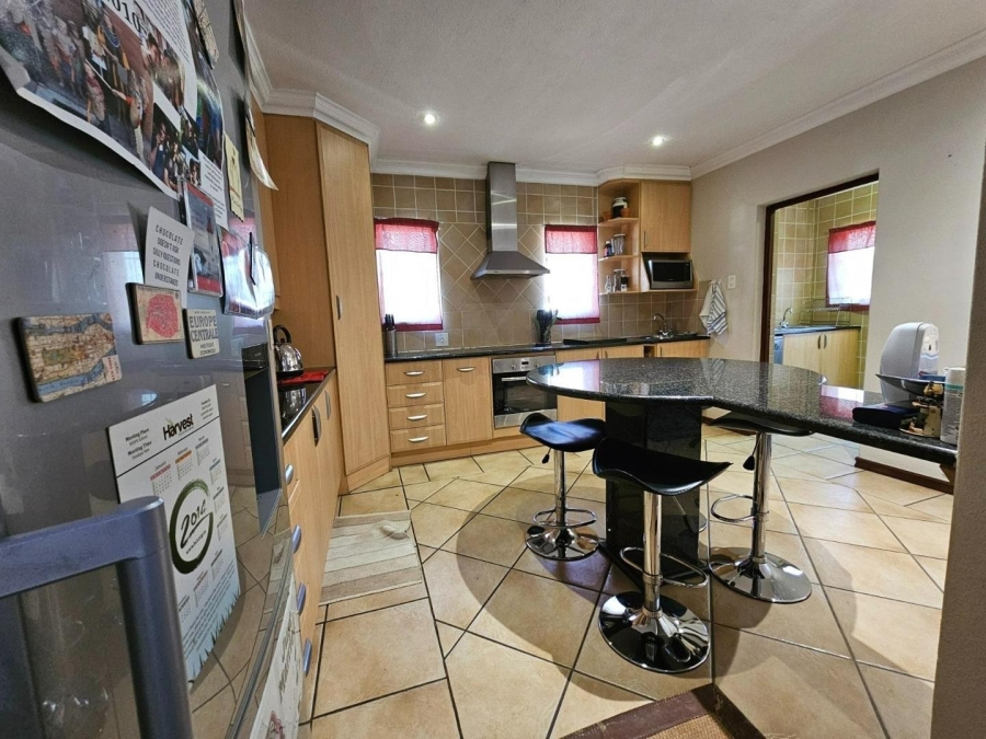 5 Bedroom Property for Sale in Menlo Park Gauteng