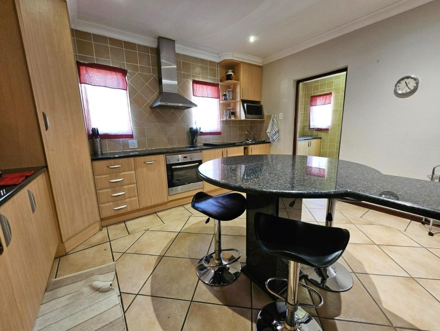 5 Bedroom Property for Sale in Menlo Park Gauteng