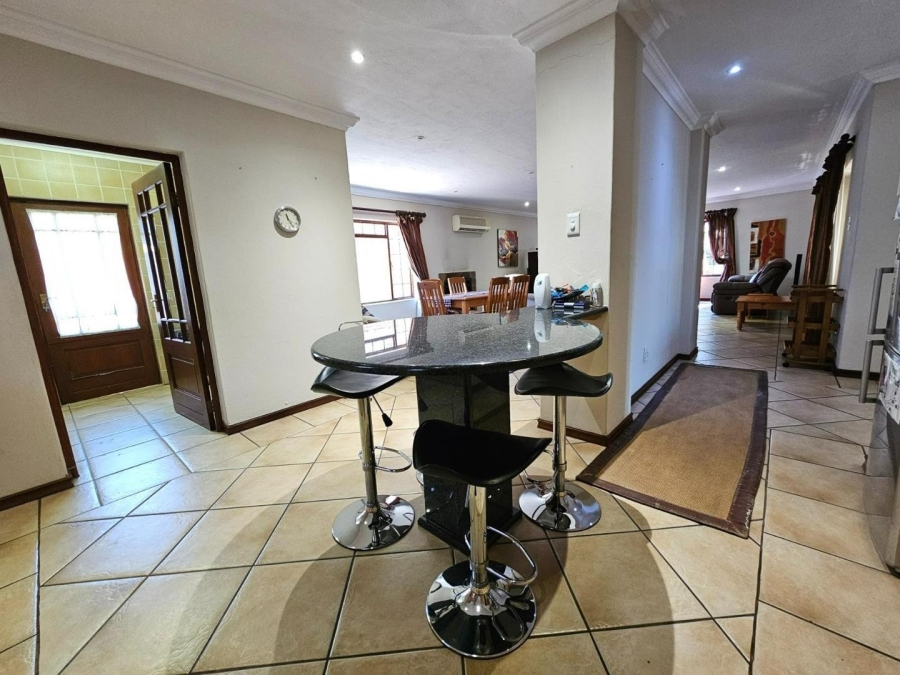 5 Bedroom Property for Sale in Menlo Park Gauteng