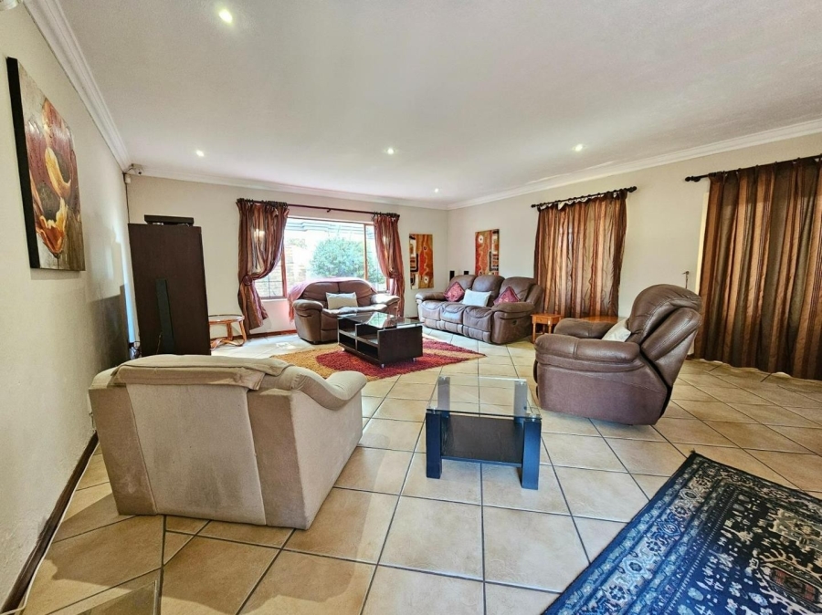 5 Bedroom Property for Sale in Menlo Park Gauteng