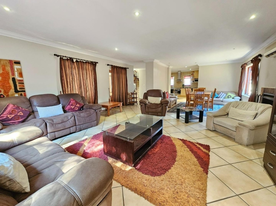 5 Bedroom Property for Sale in Menlo Park Gauteng