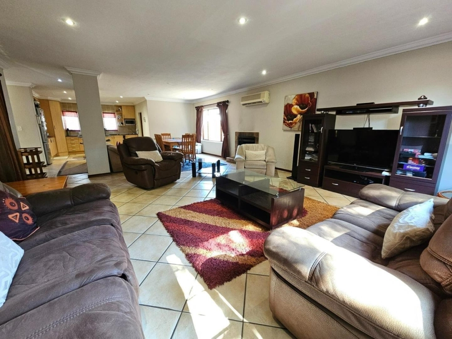 5 Bedroom Property for Sale in Menlo Park Gauteng