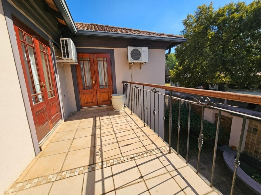 5 Bedroom Property for Sale in Menlo Park Gauteng