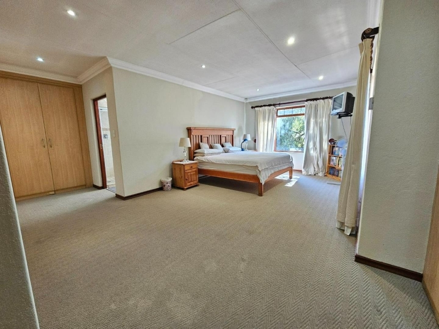 5 Bedroom Property for Sale in Menlo Park Gauteng