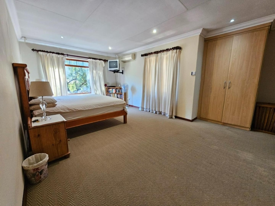 5 Bedroom Property for Sale in Menlo Park Gauteng