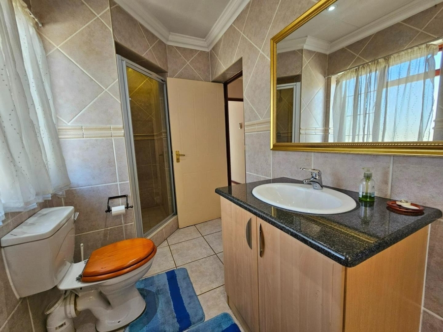 5 Bedroom Property for Sale in Menlo Park Gauteng