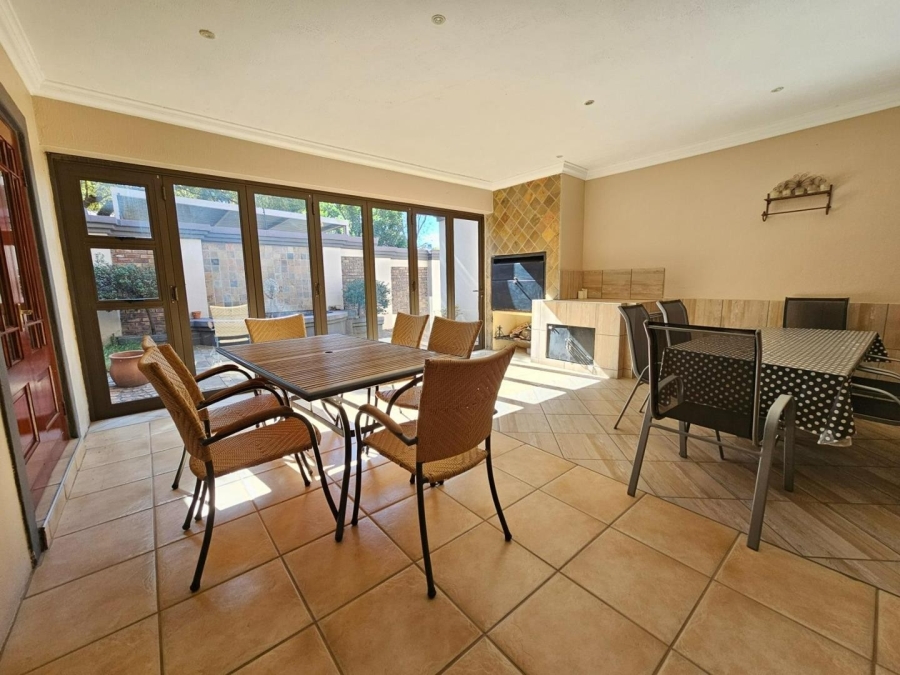 5 Bedroom Property for Sale in Menlo Park Gauteng