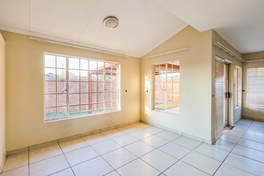 3 Bedroom Property for Sale in Equestria Gauteng