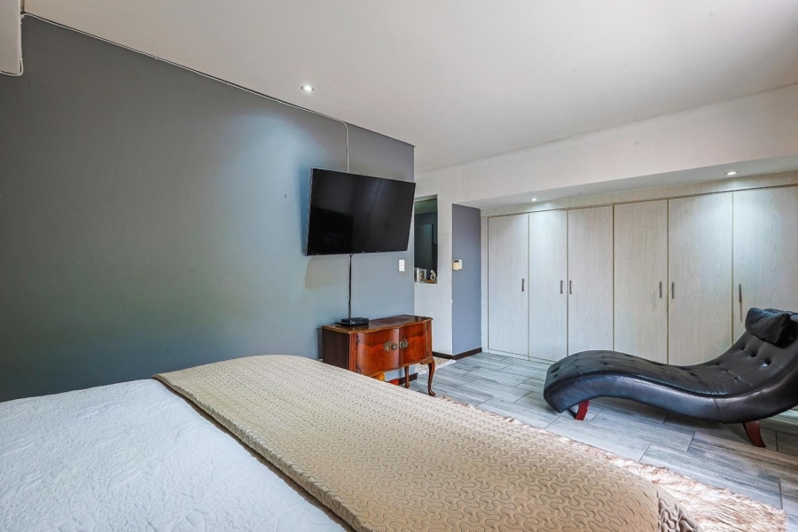 2 Bedroom Property for Sale in Paradiso Gauteng