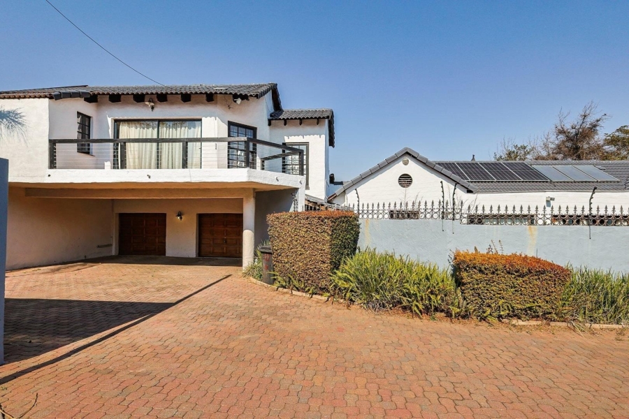 3 Bedroom Property for Sale in Waterkloof Ridge Gauteng