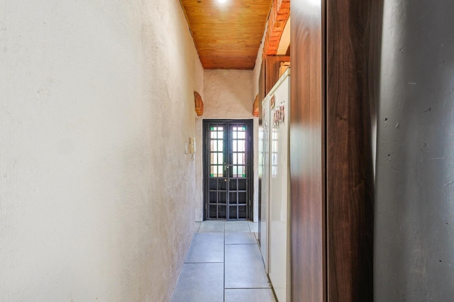 3 Bedroom Property for Sale in Waterkloof Ridge Gauteng