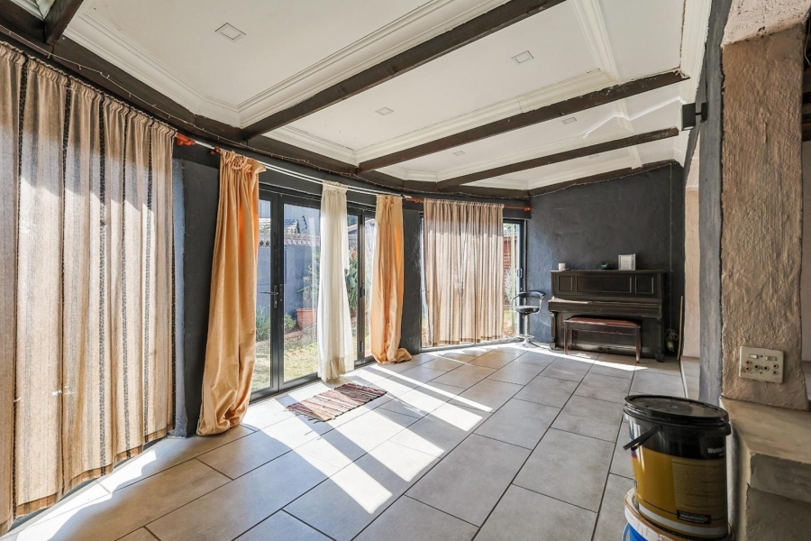 3 Bedroom Property for Sale in Waterkloof Ridge Gauteng