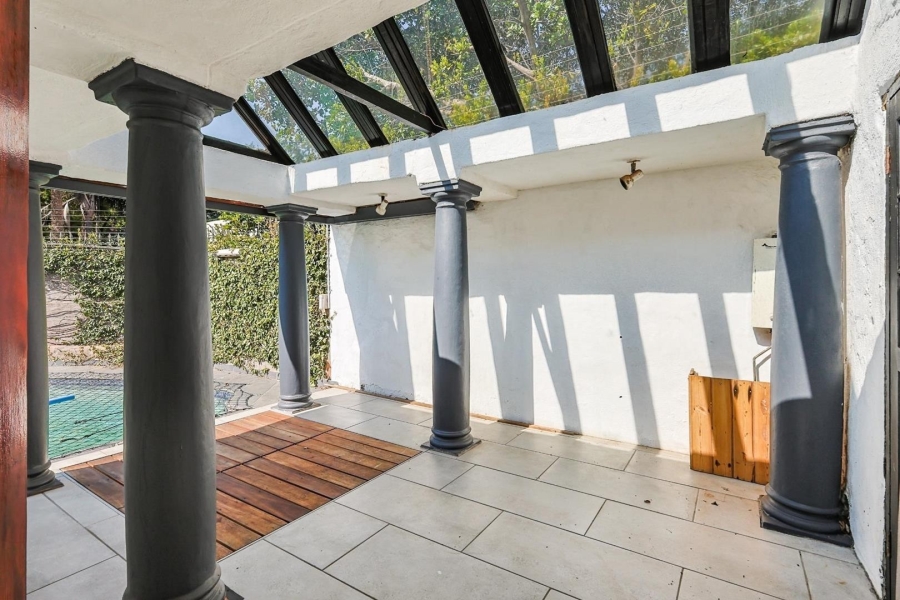 3 Bedroom Property for Sale in Waterkloof Ridge Gauteng