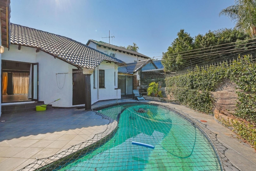 3 Bedroom Property for Sale in Waterkloof Ridge Gauteng