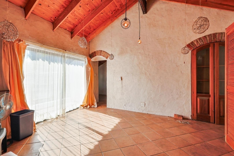 3 Bedroom Property for Sale in Waterkloof Ridge Gauteng