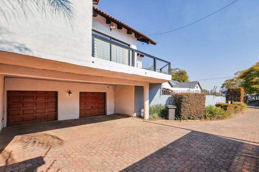 3 Bedroom Property for Sale in Waterkloof Ridge Gauteng