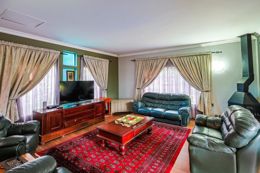 4 Bedroom Property for Sale in Moreleta Park Gauteng