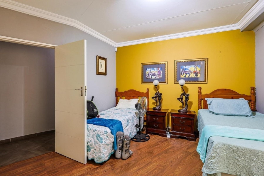 4 Bedroom Property for Sale in Moreleta Park Gauteng