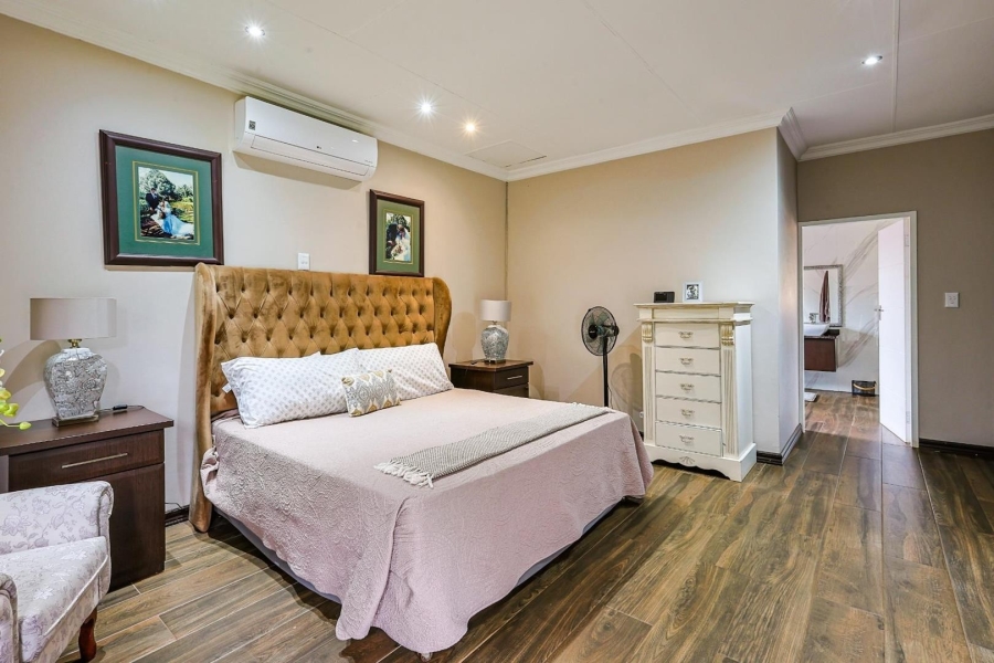 4 Bedroom Property for Sale in Moreleta Park Gauteng