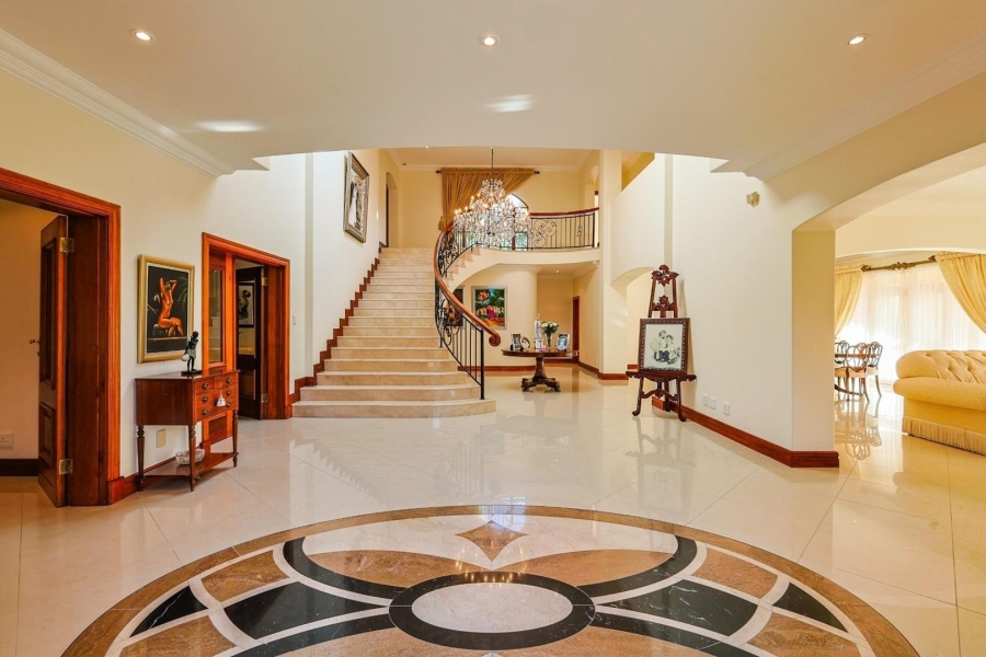 5 Bedroom Property for Sale in Waterkloof Ridge Gauteng