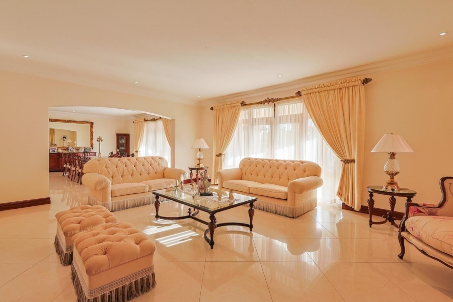 5 Bedroom Property for Sale in Waterkloof Ridge Gauteng