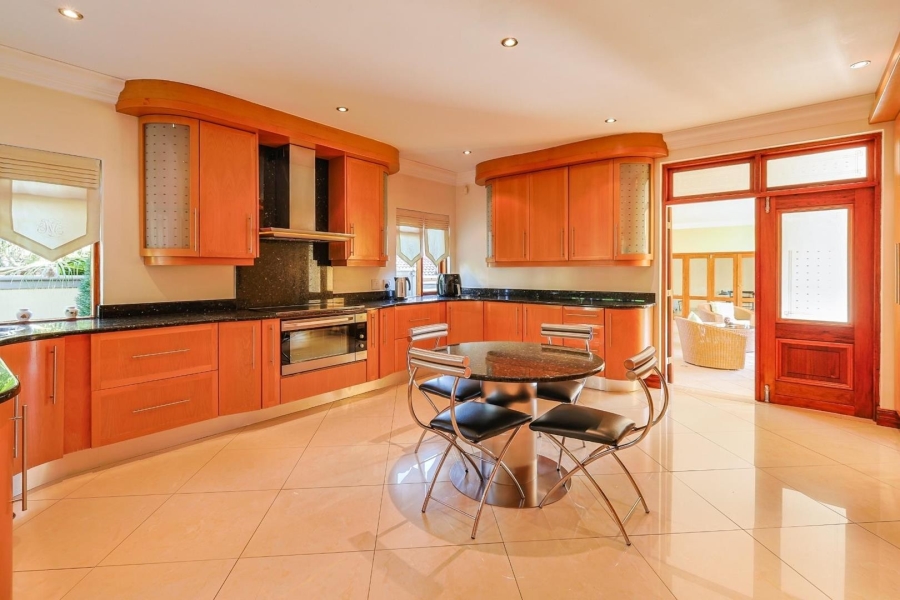 5 Bedroom Property for Sale in Waterkloof Ridge Gauteng
