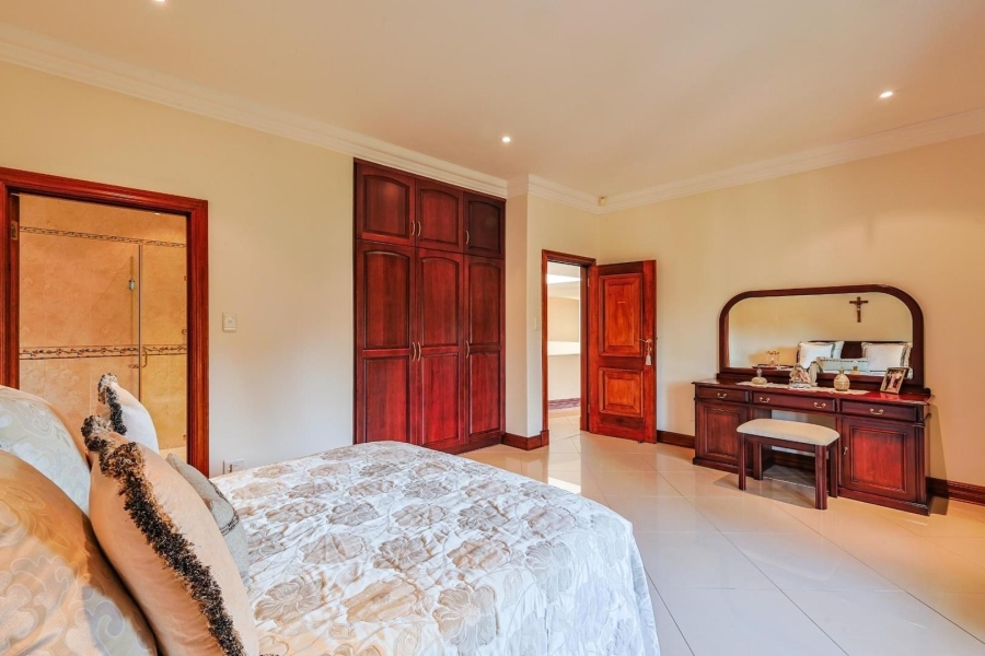 5 Bedroom Property for Sale in Waterkloof Ridge Gauteng