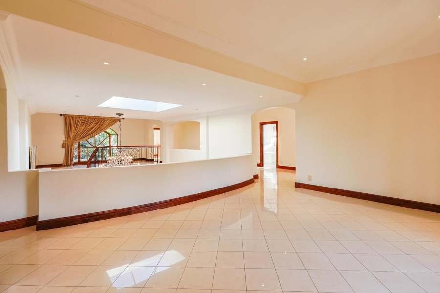 5 Bedroom Property for Sale in Waterkloof Ridge Gauteng