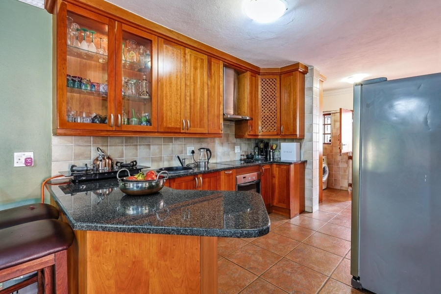 To Let 3 Bedroom Property for Rent in Faerie Glen Gauteng