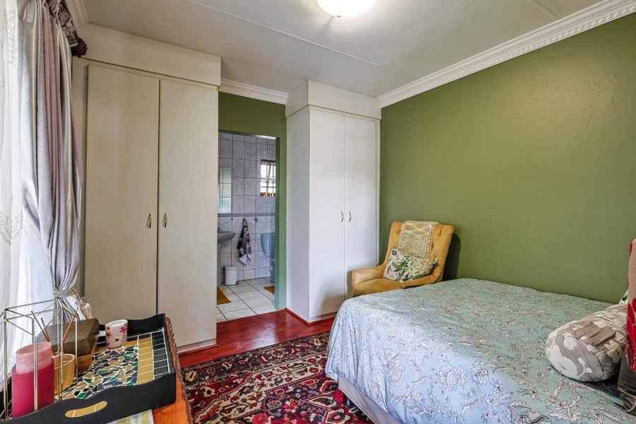 To Let 3 Bedroom Property for Rent in Faerie Glen Gauteng