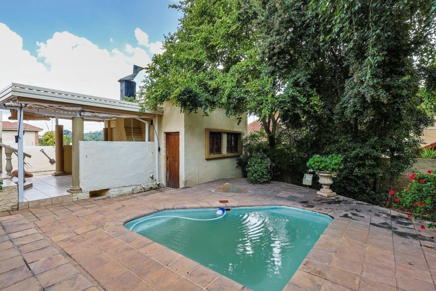 To Let 3 Bedroom Property for Rent in Faerie Glen Gauteng
