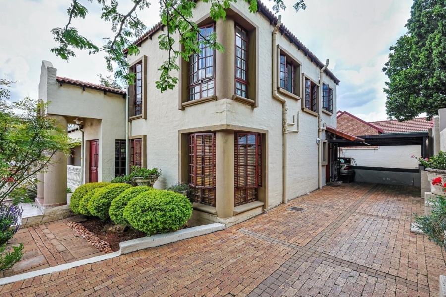 To Let 3 Bedroom Property for Rent in Faerie Glen Gauteng