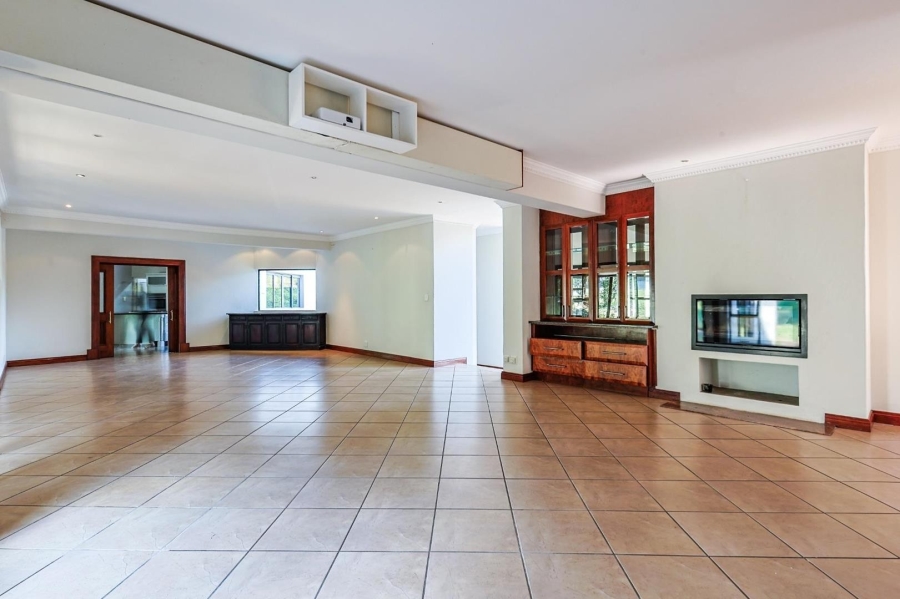 6 Bedroom Property for Sale in Mooikloof Equestrian Estate Gauteng