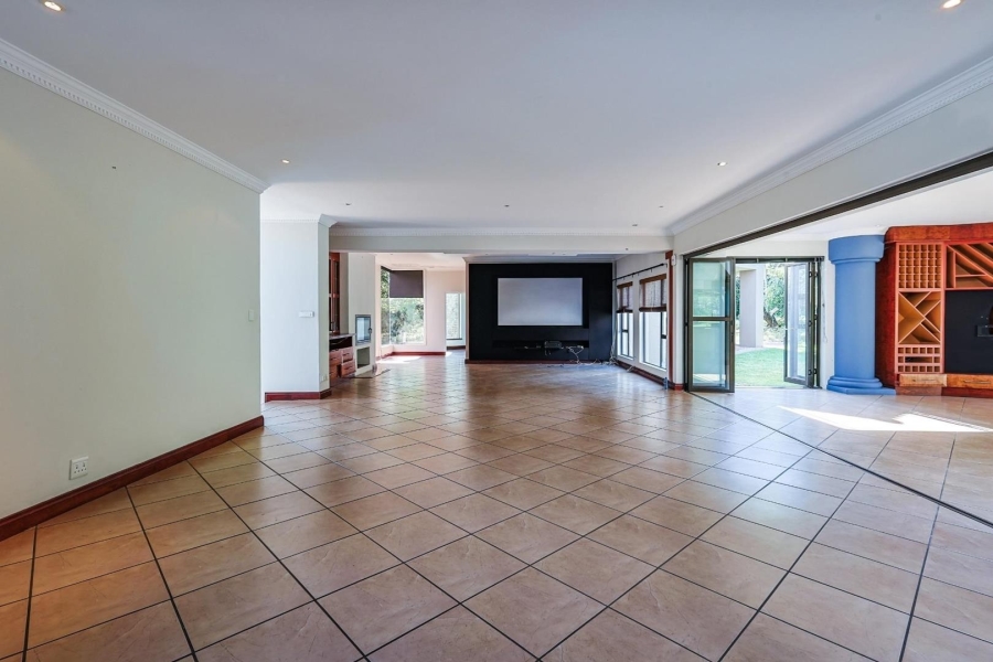 6 Bedroom Property for Sale in Mooikloof Equestrian Estate Gauteng