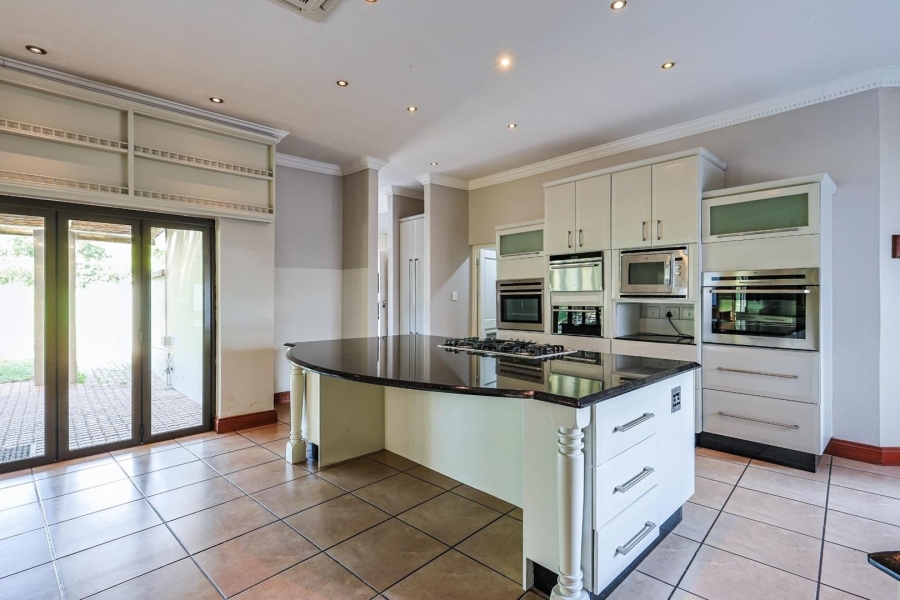 6 Bedroom Property for Sale in Mooikloof Equestrian Estate Gauteng