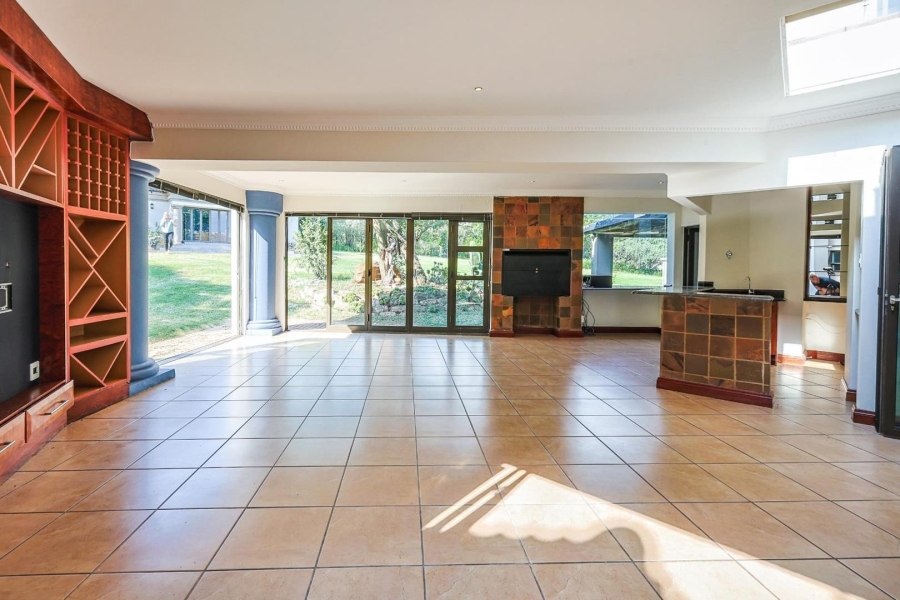 6 Bedroom Property for Sale in Mooikloof Equestrian Estate Gauteng