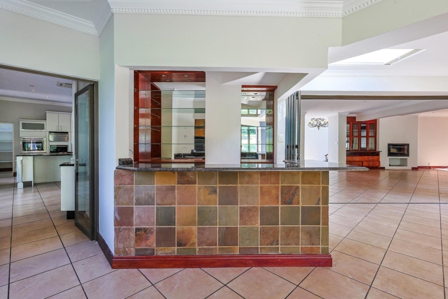 6 Bedroom Property for Sale in Mooikloof Equestrian Estate Gauteng