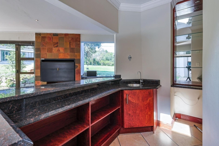 6 Bedroom Property for Sale in Mooikloof Equestrian Estate Gauteng