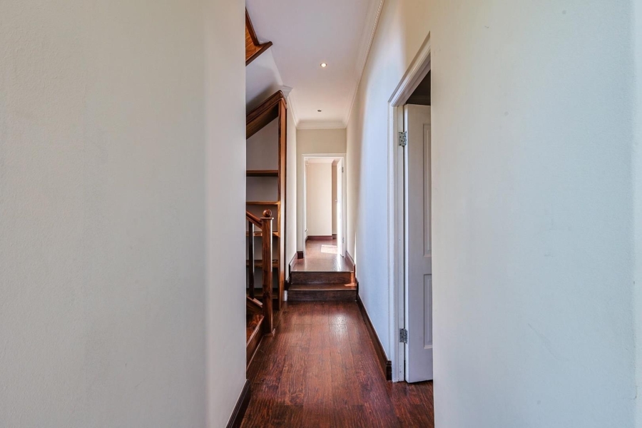 6 Bedroom Property for Sale in Mooikloof Equestrian Estate Gauteng