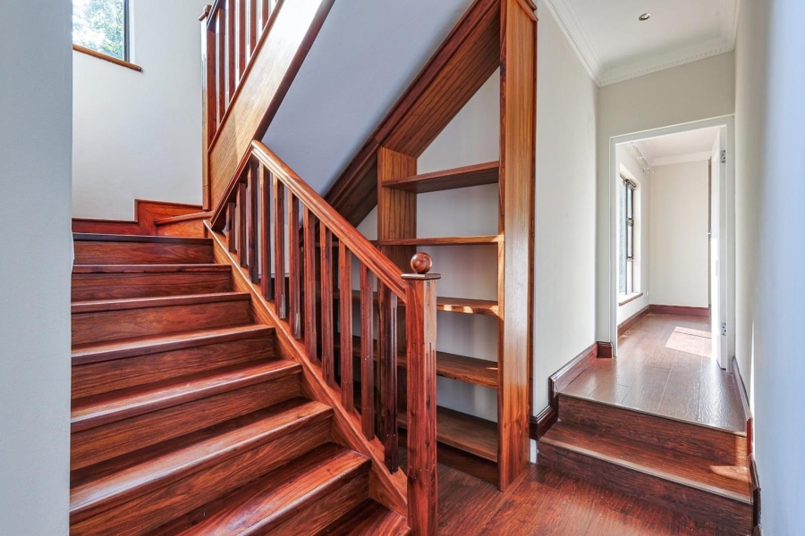 6 Bedroom Property for Sale in Mooikloof Equestrian Estate Gauteng