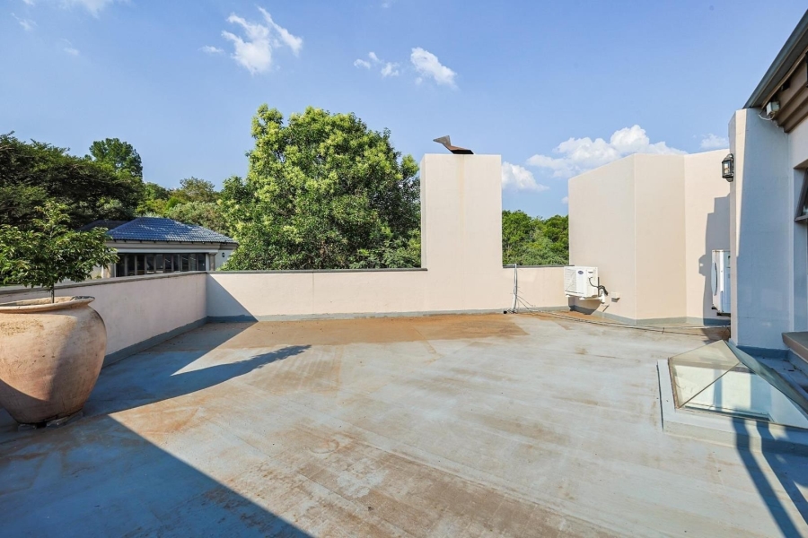 6 Bedroom Property for Sale in Mooikloof Equestrian Estate Gauteng