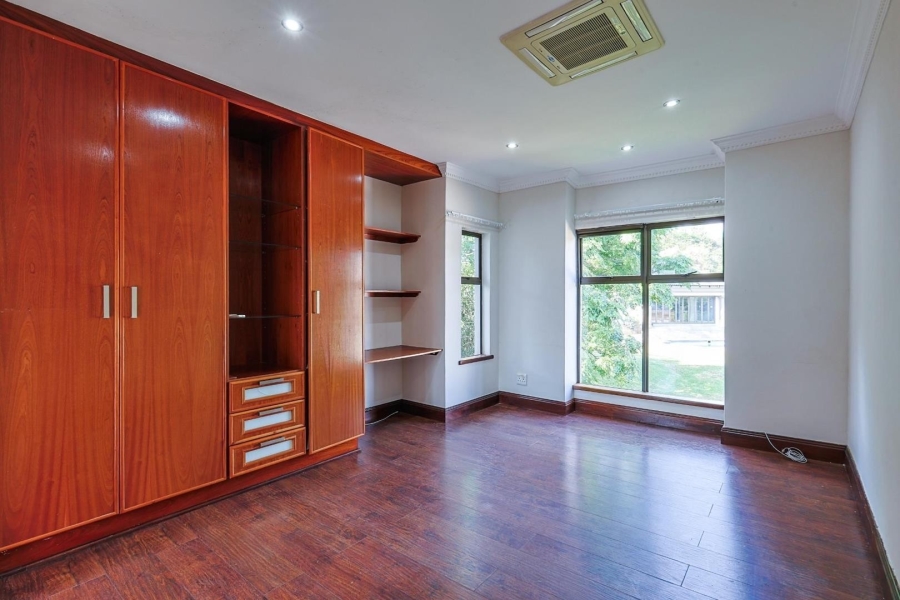 6 Bedroom Property for Sale in Mooikloof Equestrian Estate Gauteng