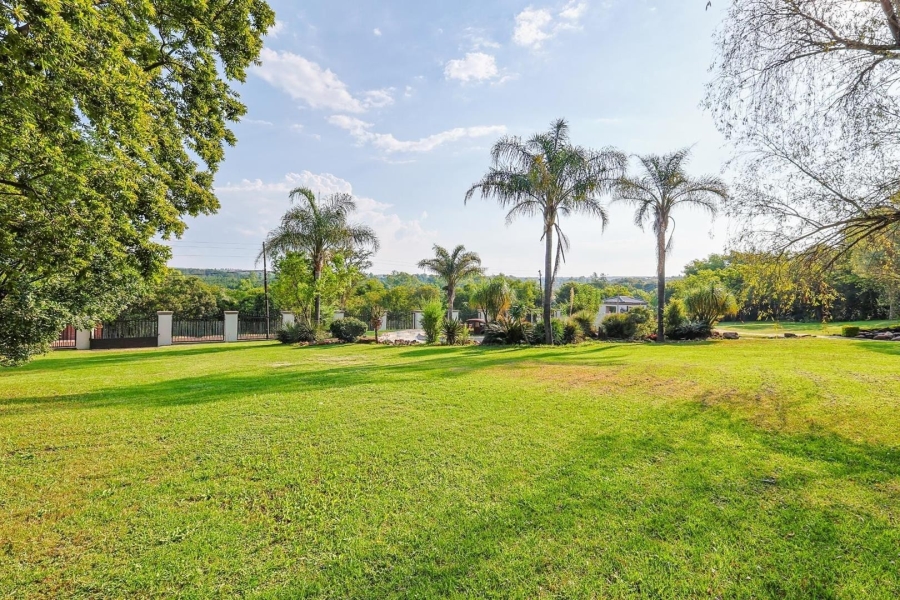 6 Bedroom Property for Sale in Mooikloof Equestrian Estate Gauteng