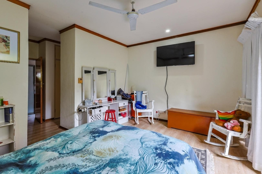 To Let 4 Bedroom Property for Rent in Silver Lakes Gauteng