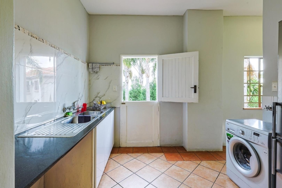 3 Bedroom Property for Sale in Faerie Glen Gauteng