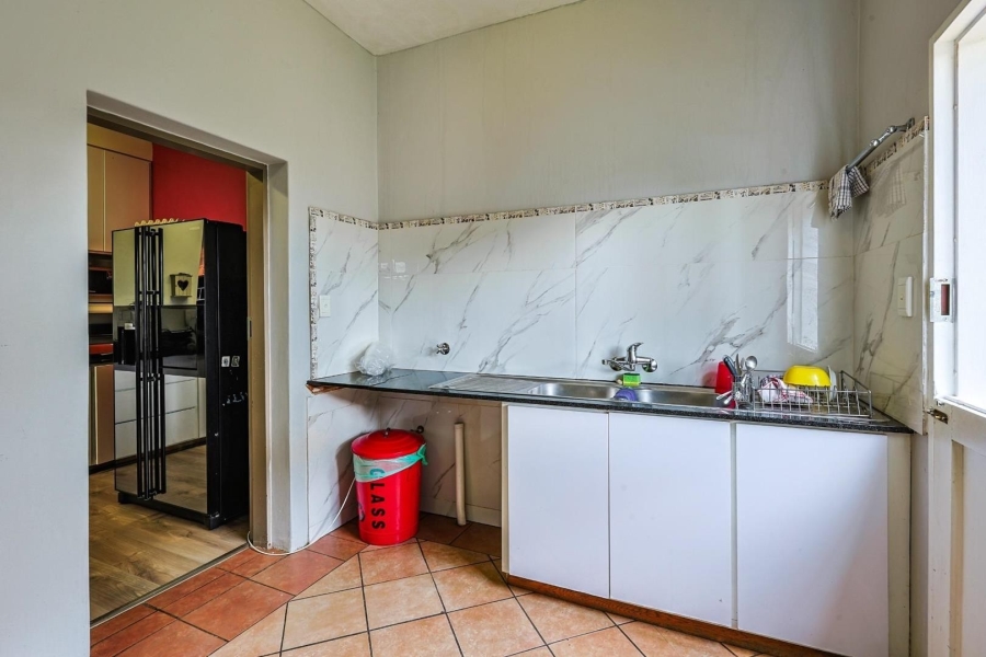 3 Bedroom Property for Sale in Faerie Glen Gauteng