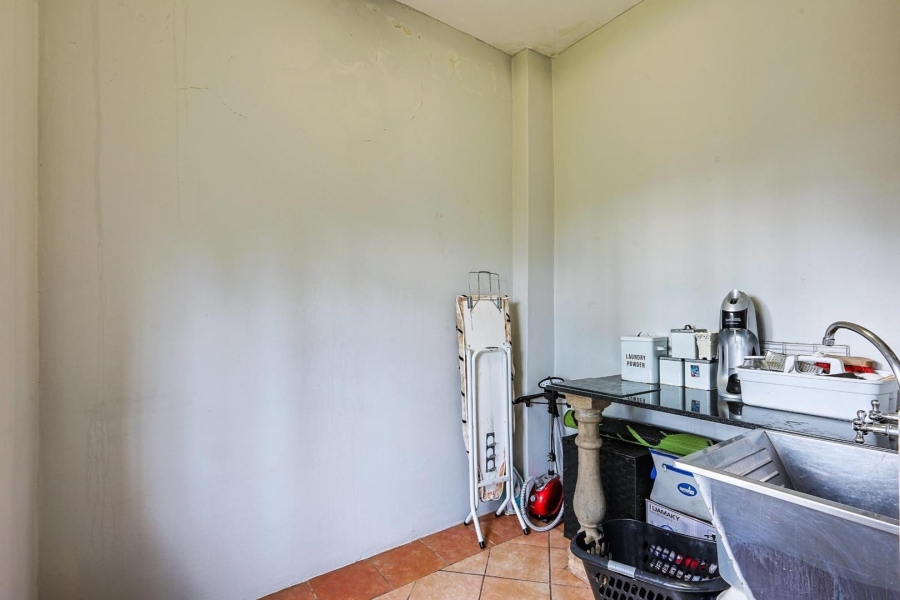 3 Bedroom Property for Sale in Faerie Glen Gauteng