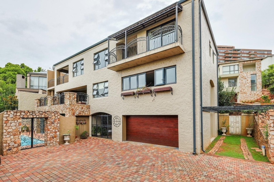 4 Bedroom Property for Sale in Murrayfield Gauteng